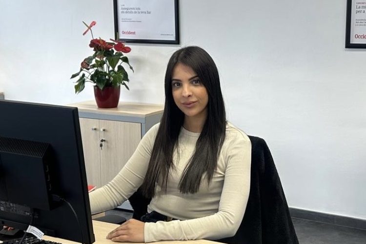 9b923cd5-d3ab-4c42-82c8-d12ba549e357 (1)